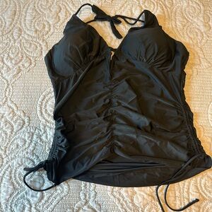 MeetCurve Tankini Top NWOT